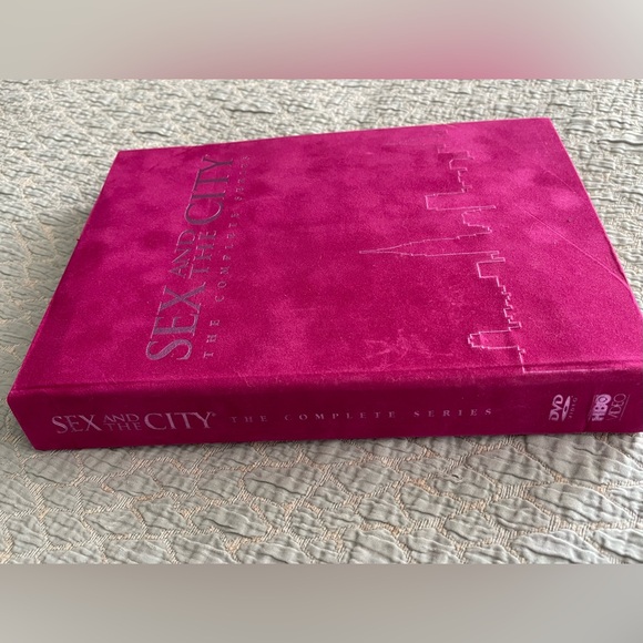 HBO’S SEX & THE CITY COMPLETE DVD SET - Picture 3 of 7